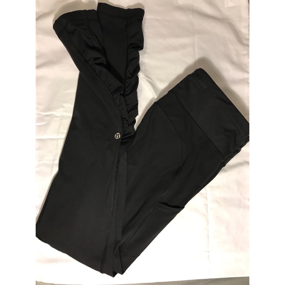 Lululemon black leggings